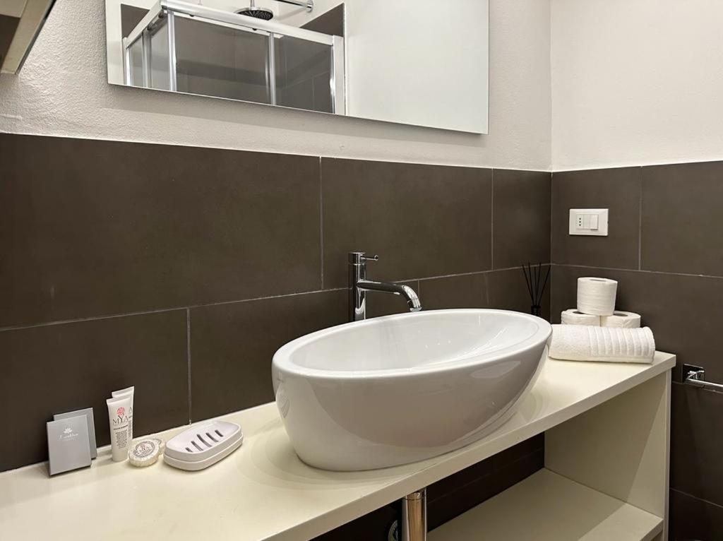 Luxury Battisti Apartment Падуа Екстериор снимка